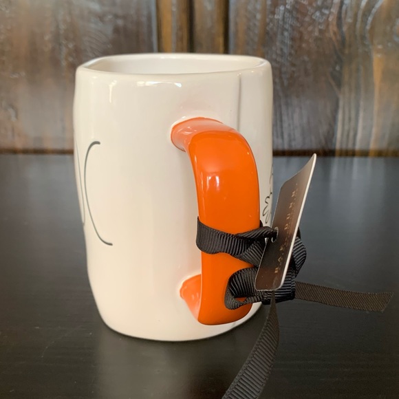 Rae Dunn DOC Snow White Disney Princess Collection Ceramic Mug - Picture 4 of 9